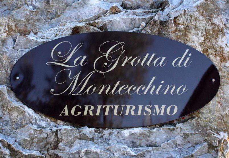Agriturismo La Grotta Di Montecchino Siena Exterior photo